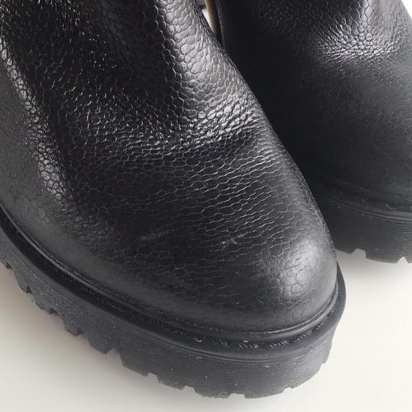 Dr. Martens Magdalena black heeled ankle boots pebbled - Picture 14 of 16